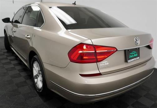 2016 Volkswagen Passat 1.8T S