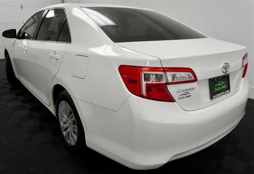 2013 Toyota Camry LE
