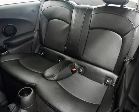 2016 MINI Hardtop Cooper