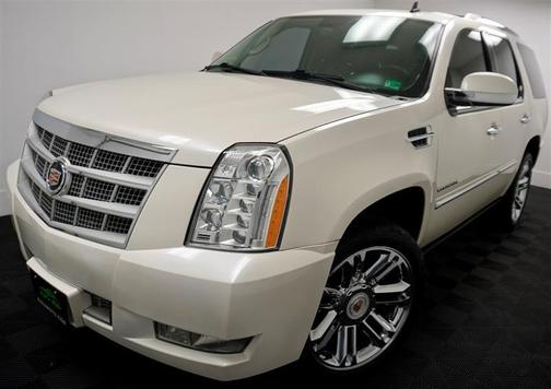 2014 Cadillac Escalade Platinum Edition