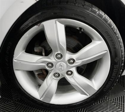 2014 Hyundai Veloster Base