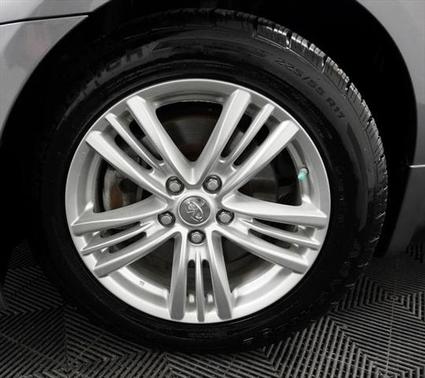 2011 INFINITI G25 Journey