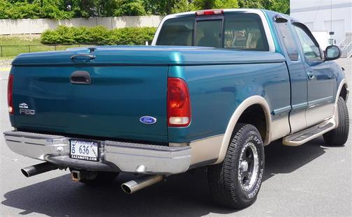 Pacific Green (CC/Met) 1997 Ford F-150 XLT SuperCab