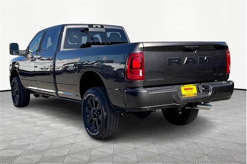 2025 RAM 2500 Laramie Crew Cab 4x4 8' Box