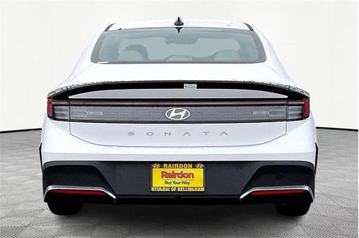 2025 Hyundai SONATA SE