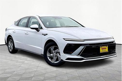 2025 Hyundai SONATA SE