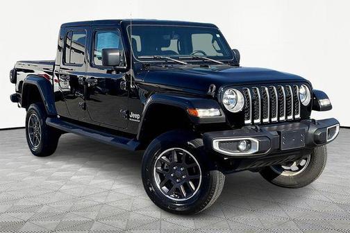 2022 Jeep Gladiator Overland