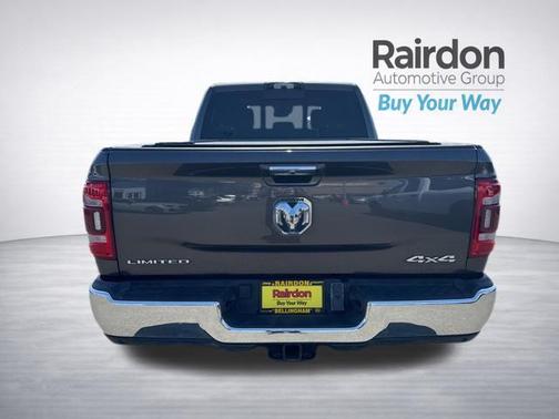 Granite Crystal Metallic Clearcoat 2022 RAM 2500 Limited Crew Cab 4x4 6'4' Box