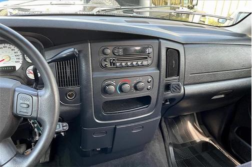 2004 Dodge Ram 2500 SLT Quad Cab