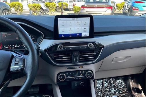 2021 Ford Escape SE