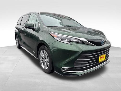 2021 Toyota Sienna Platinum 7 Passenger