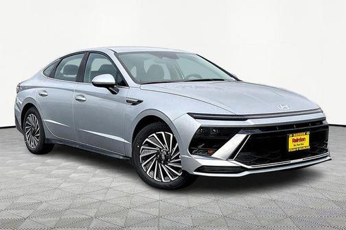 2025 Hyundai SONATA Hybrid SE