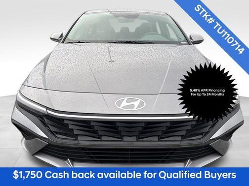 2026 Hyundai ELANTRA SE