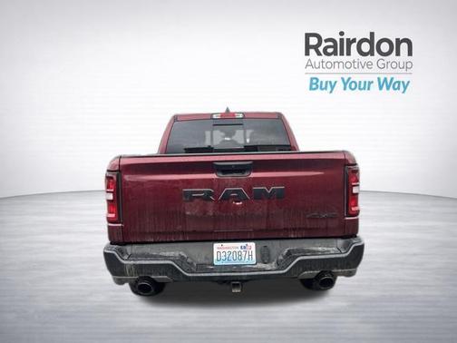 Delmonico Red Pearlcoat 2025 RAM 1500 Warlock Crew Cab 4x4 5'7' Box