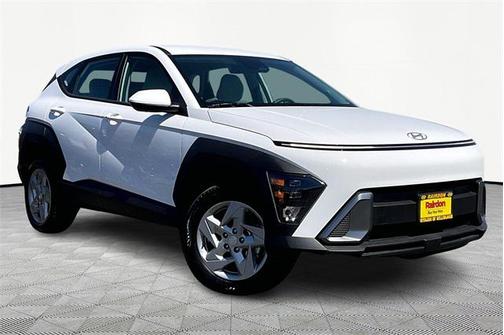 2025 Hyundai KONA SE