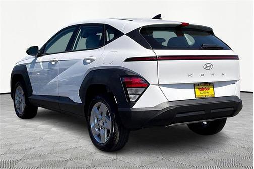 2025 Hyundai KONA SE