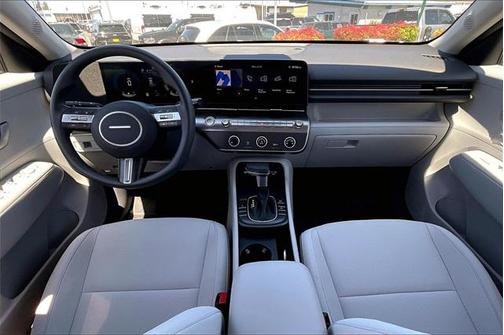 2025 Hyundai KONA SE