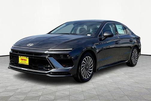 2025 Hyundai SONATA Hybrid SE