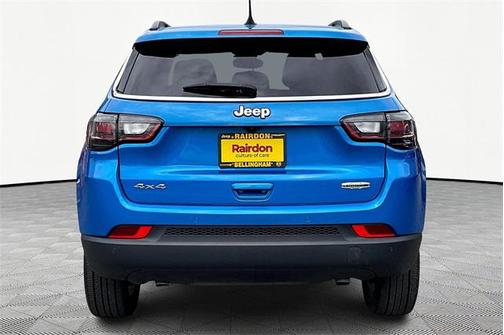 2023 Jeep Compass Latitude Lux