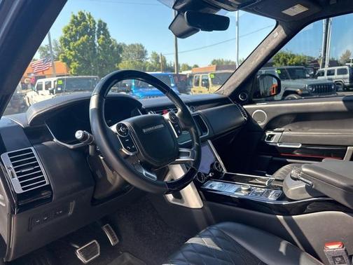 2017 Land Rover Range Rover 5.0L Supercharged SV Autobiography