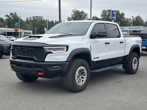 2025 RAM 1500 RHO Crew Cab 4x4 5'7' Box