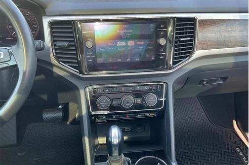 2019 Volkswagen Atlas 3.6L SEL Premium
