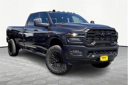 2025 RAM 2500 Tradesman Crew Cab 4x4 8' Box