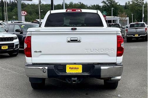 2015 Toyota Tundra SR5