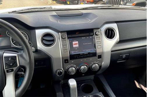 2015 Toyota Tundra SR5