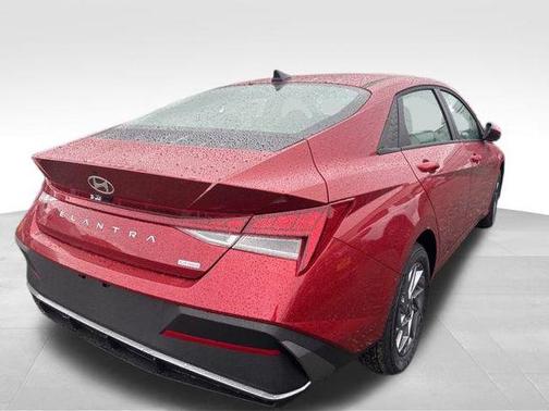 2026 Hyundai ELANTRA HEV Blue