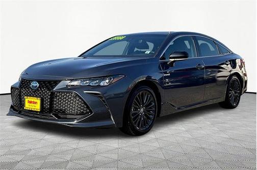 2019 Toyota Avalon Hybrid Limited