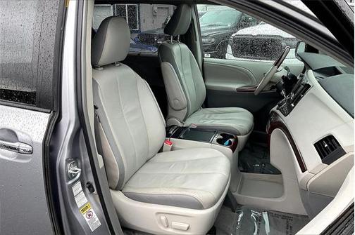 2011 Toyota Sienna Limited
