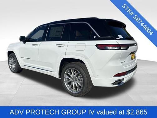 2025 Jeep Grand Cherokee Summit