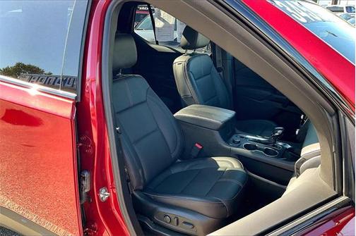 2022 Chevrolet Traverse RS
