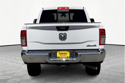 2021 RAM 2500 Tradesman Crew Cab 4x4 6'4' Box