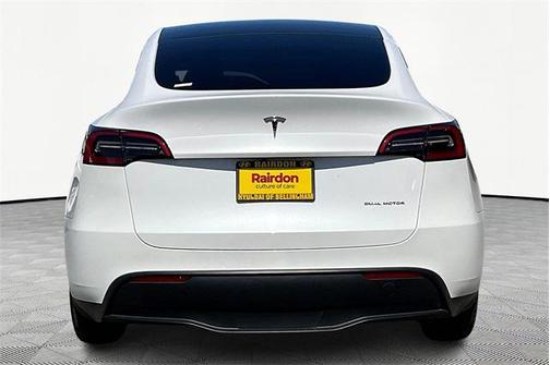 2023 Tesla Model Y Long Range Dual Motor All-Wheel Drive