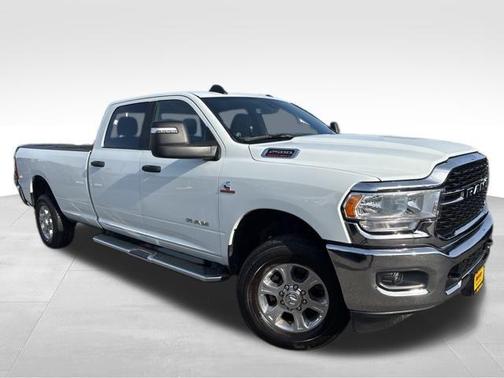 2024 RAM 2500 Big Horn Crew Cab 4x4 8' Box