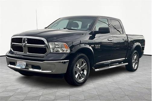 2017 RAM 1500 SLT