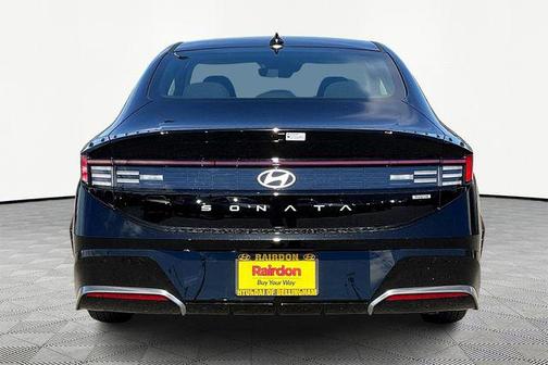 2025 Hyundai SONATA Hybrid SE
