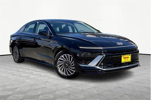 2025 Hyundai SONATA Hybrid SE