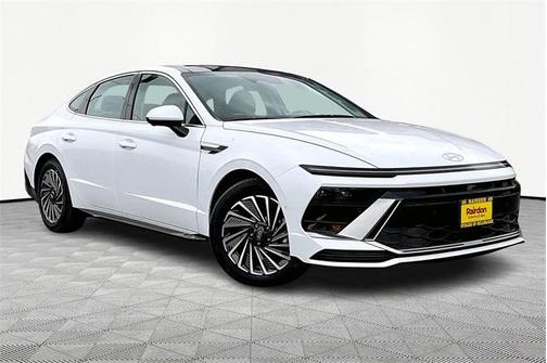 2025 Hyundai SONATA Hybrid Limited