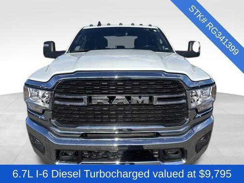 2024 RAM 3500 Big Horn Crew Cab 4x4 8' Box