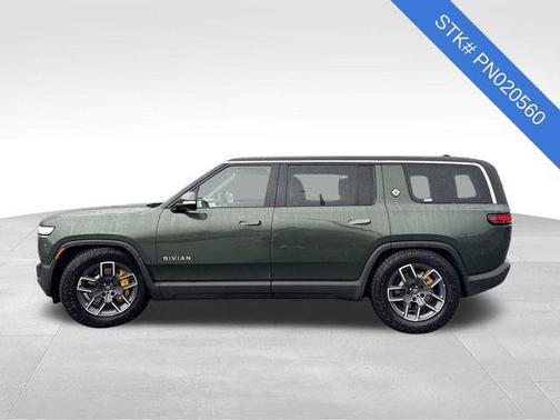 2023 Rivian R1S Adventure