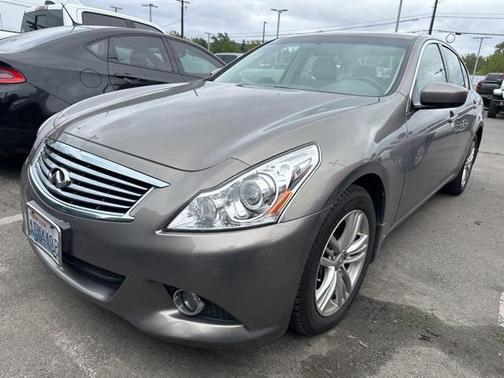 2012 INFINITI G37x Base