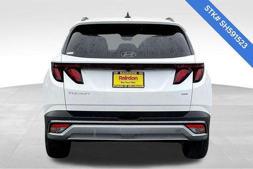 2025 Hyundai TUCSON SEL