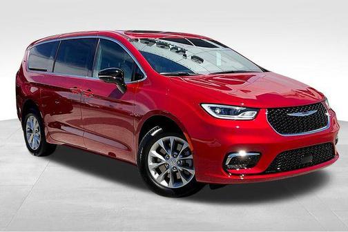 2025 Chrysler Pacifica L