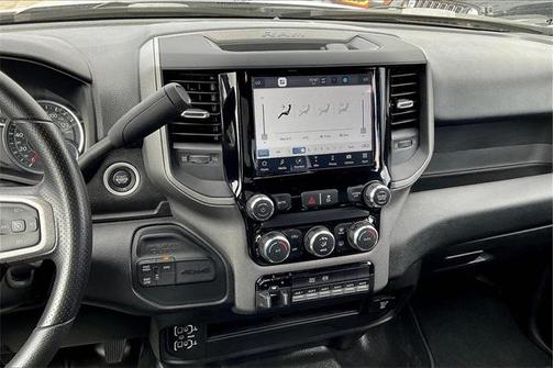 2024 RAM 2500 Tradesman Crew Cab 4x4 6'4' Box