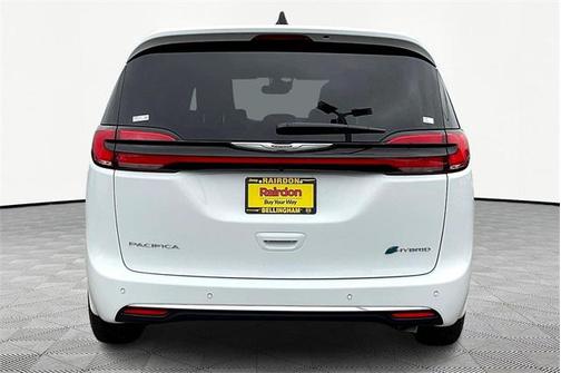 2025 Chrysler Pacifica Hybrid Select