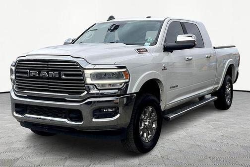 2020 RAM 2500 Laramie Mega Cab 4X4 6'4' Box