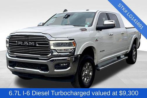 2020 RAM 2500 Laramie Mega Cab 4X4 6'4' Box